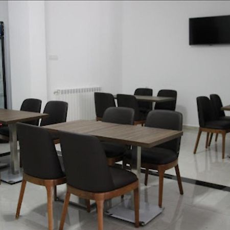 Hotel Borsa Saint-Arnaud Esterno foto